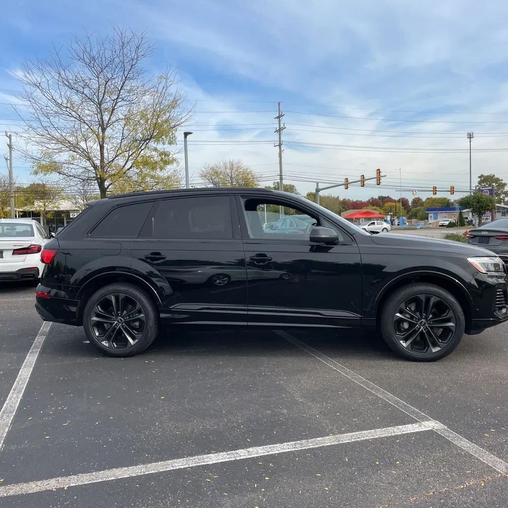 2025 Audi Q7 Premium Plus 55