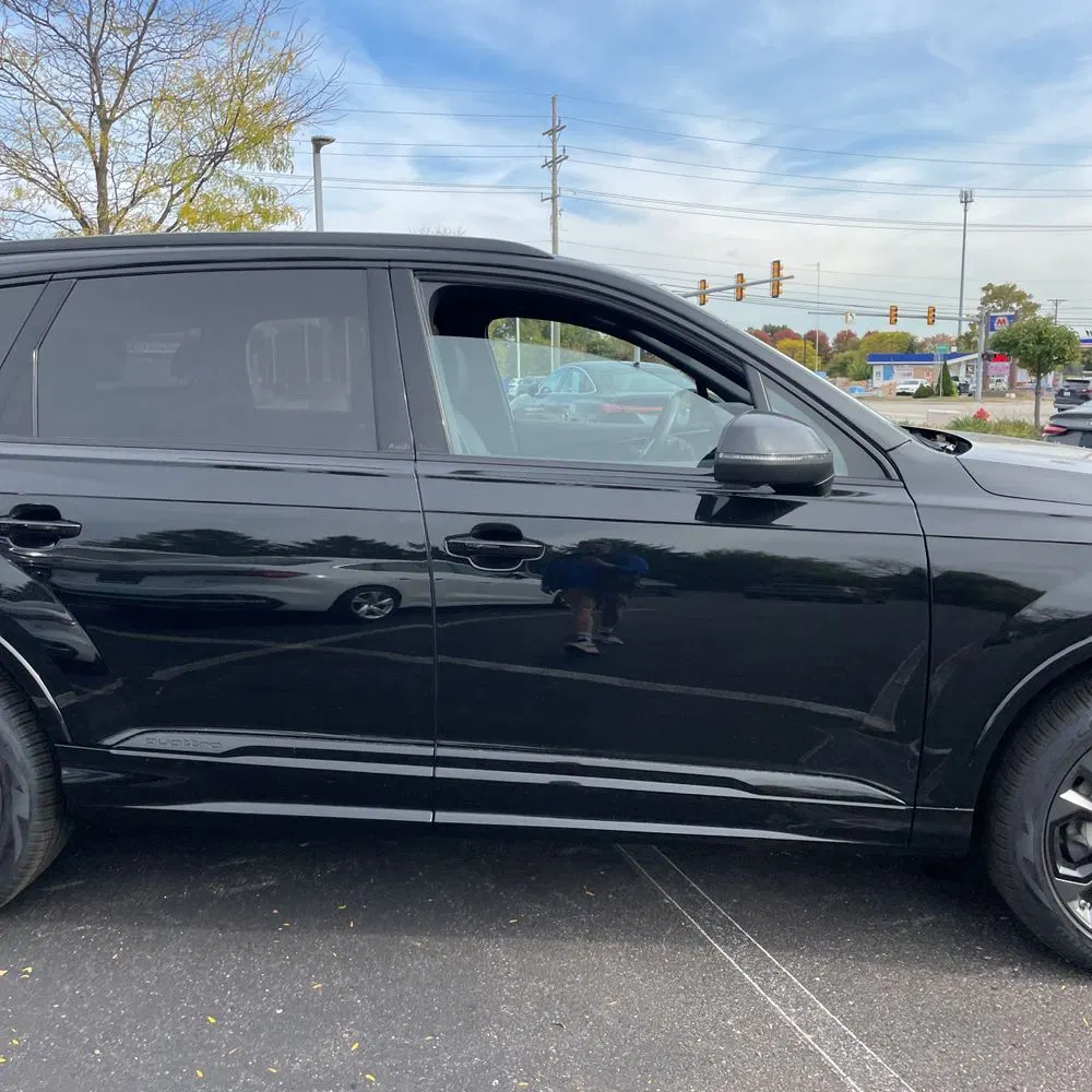 2025 Audi Q7 Premium Plus 55