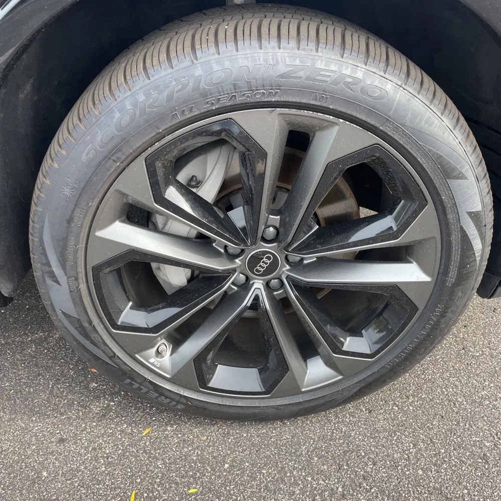 2025 Audi Q7 Premium Plus 55