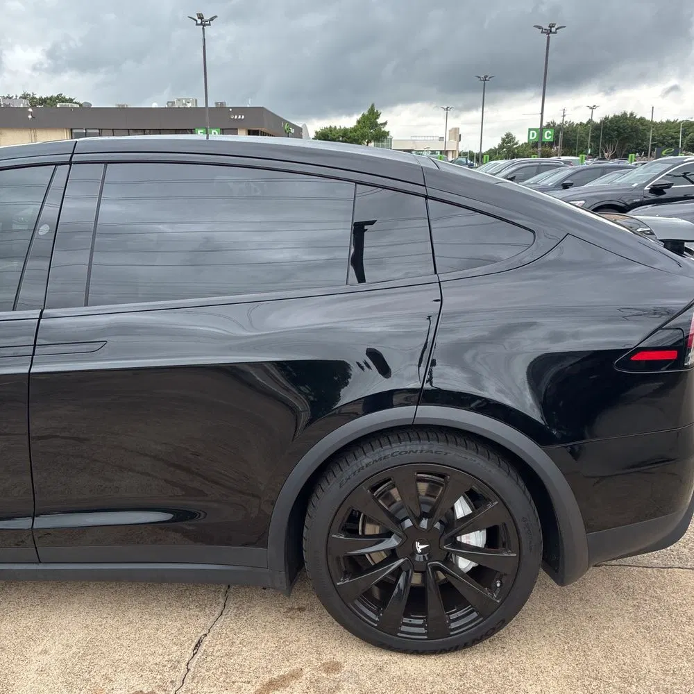 2023 Tesla Model X Plaid