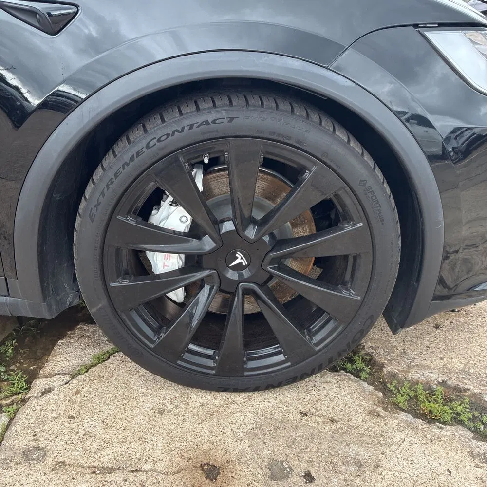 2023 Tesla Model X Plaid