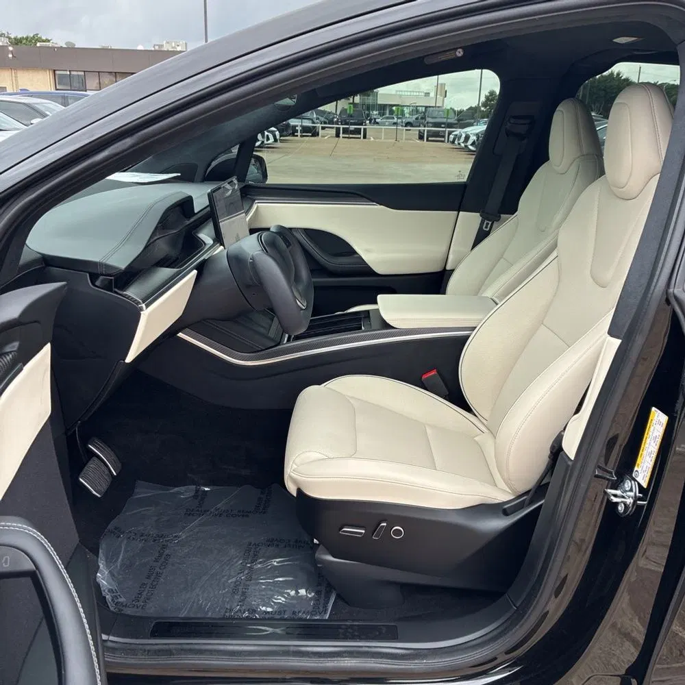 2023 Tesla Model X Plaid