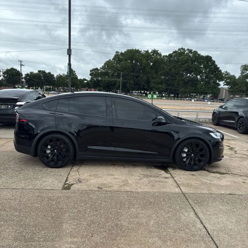 2023 Tesla Model X Plaid