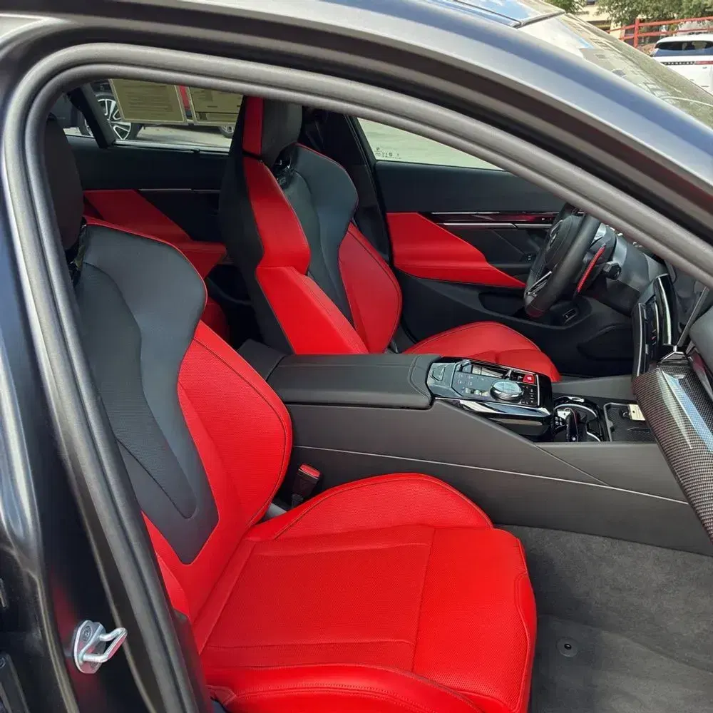 2025 BMW M5 Base