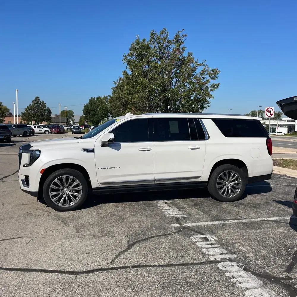 2022 GMC Yukon XL Denali