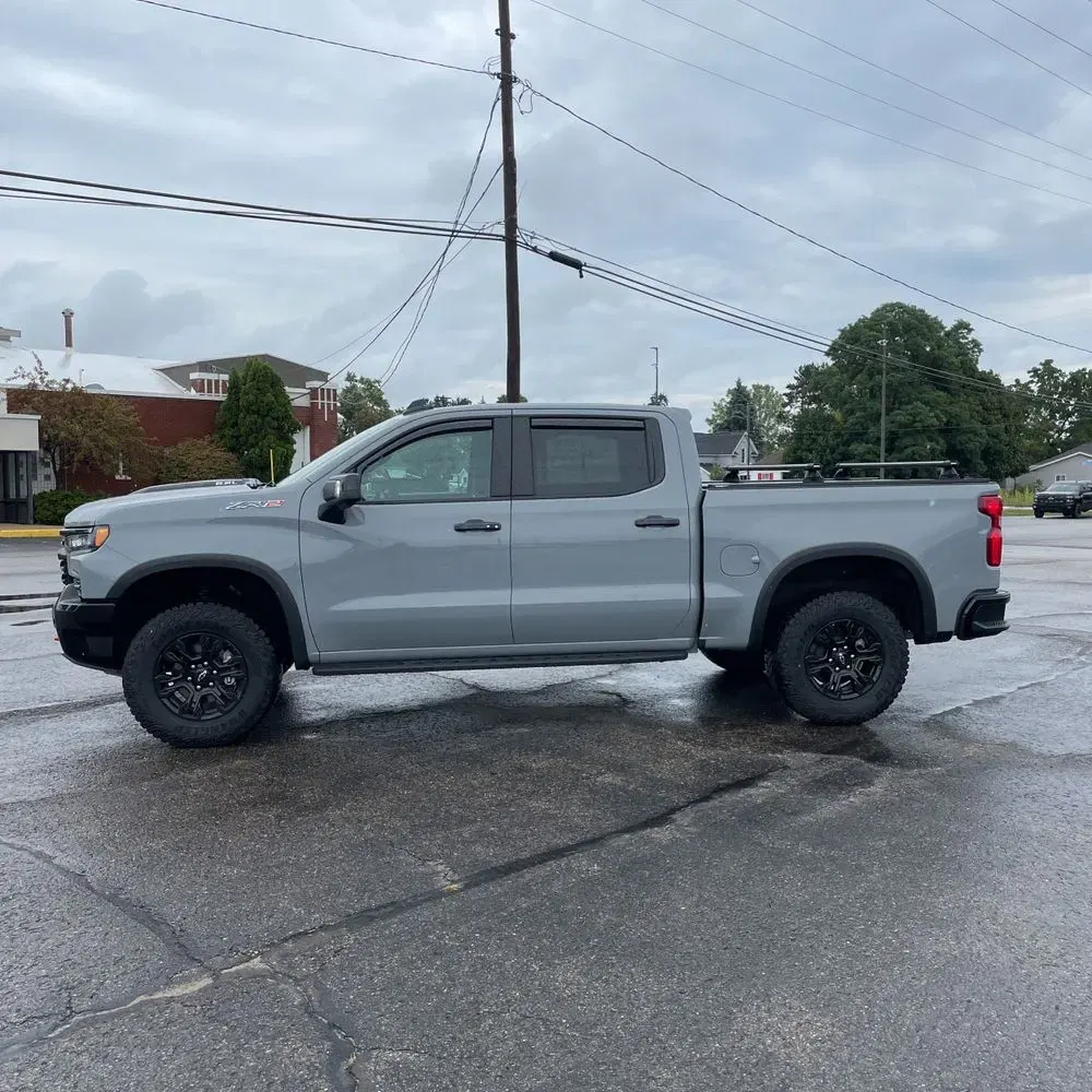 2025 Chevrolet Silverado 1500 ZR2