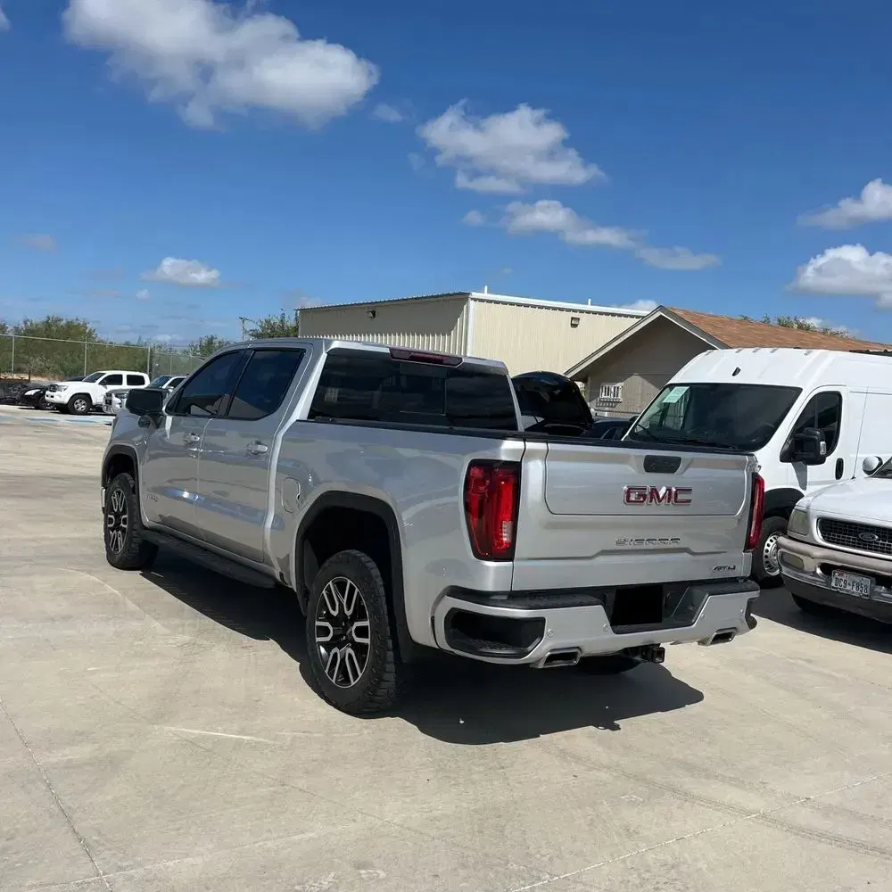 2022 GMC Sierra 1500 AT4