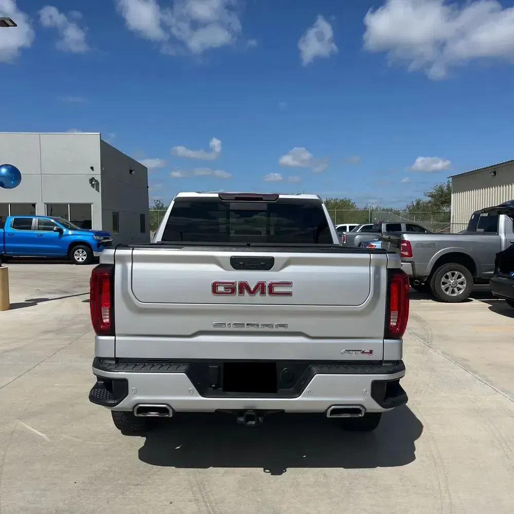 2022 GMC Sierra 1500 AT4
