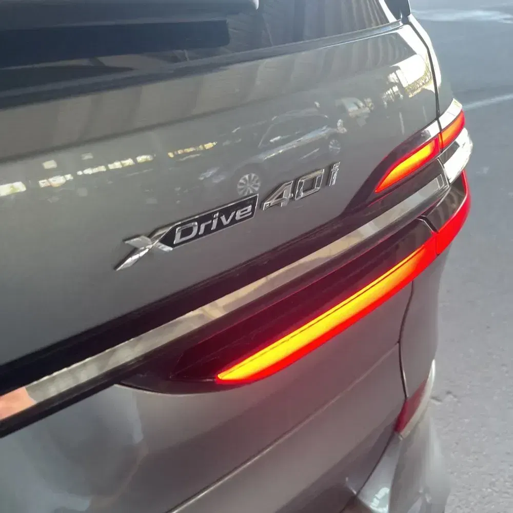 2025 BMW X7 XDrive40i