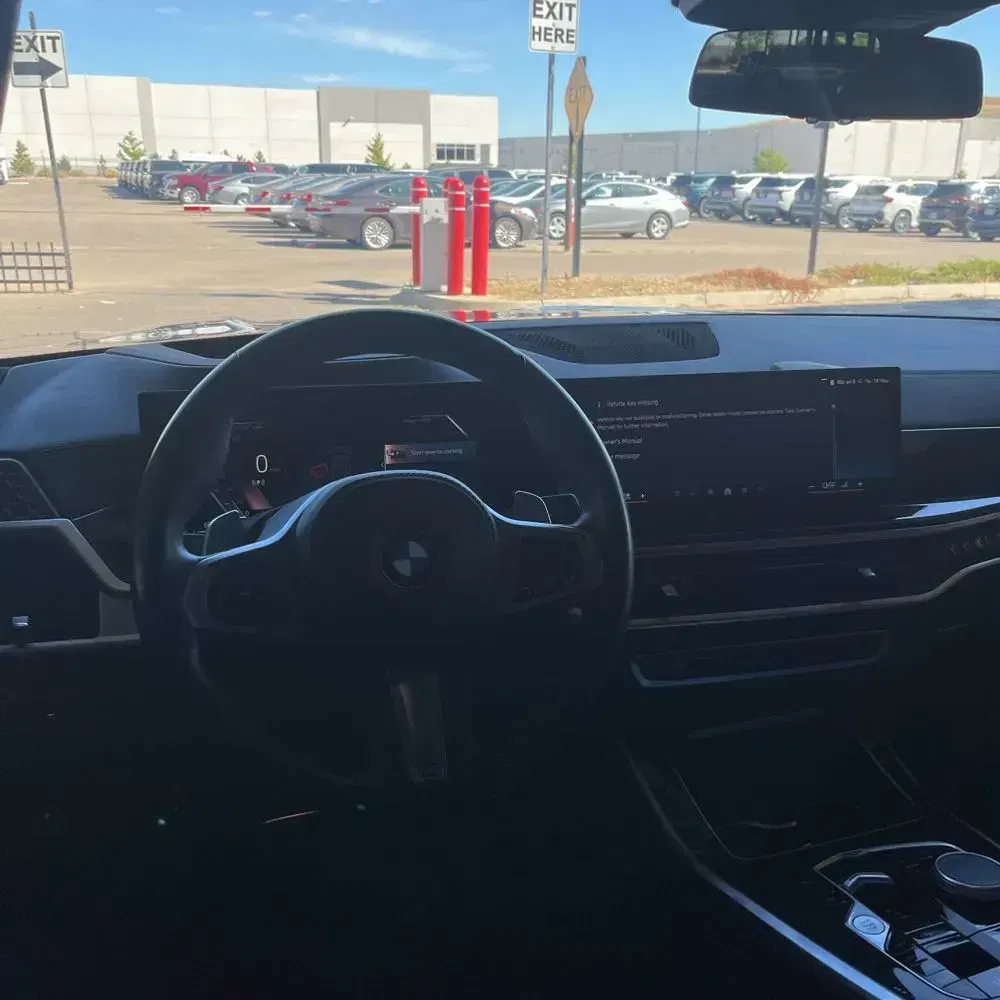 2025 BMW X7 XDrive40i