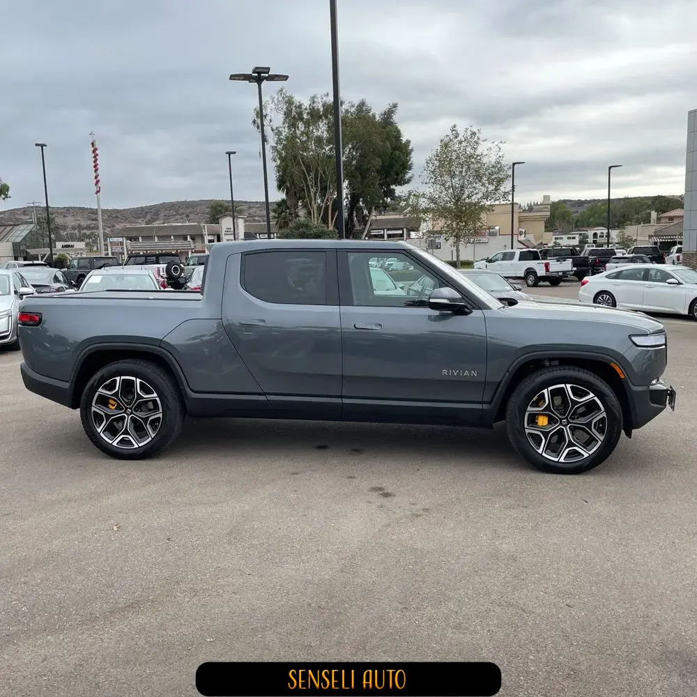 2022 Rivian R1T Adventure