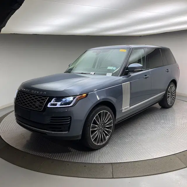 2021 Land Rover Range Rover Westminster P525