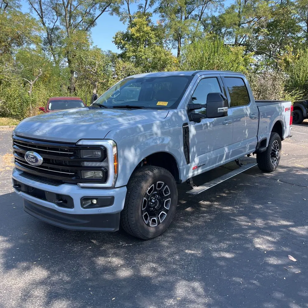 2025 Ford F-250 Super Duty Platinum