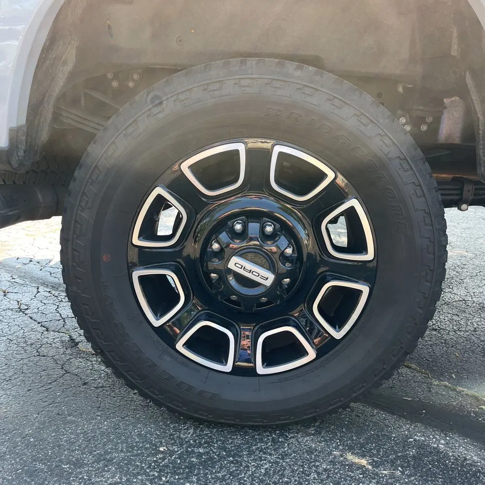 2025 Ford F-250 Super Duty Platinum