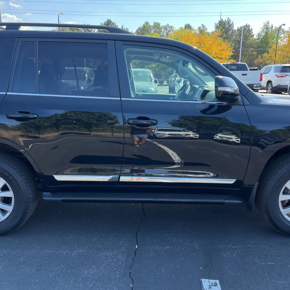 2020 Toyota Land Cruiser Base