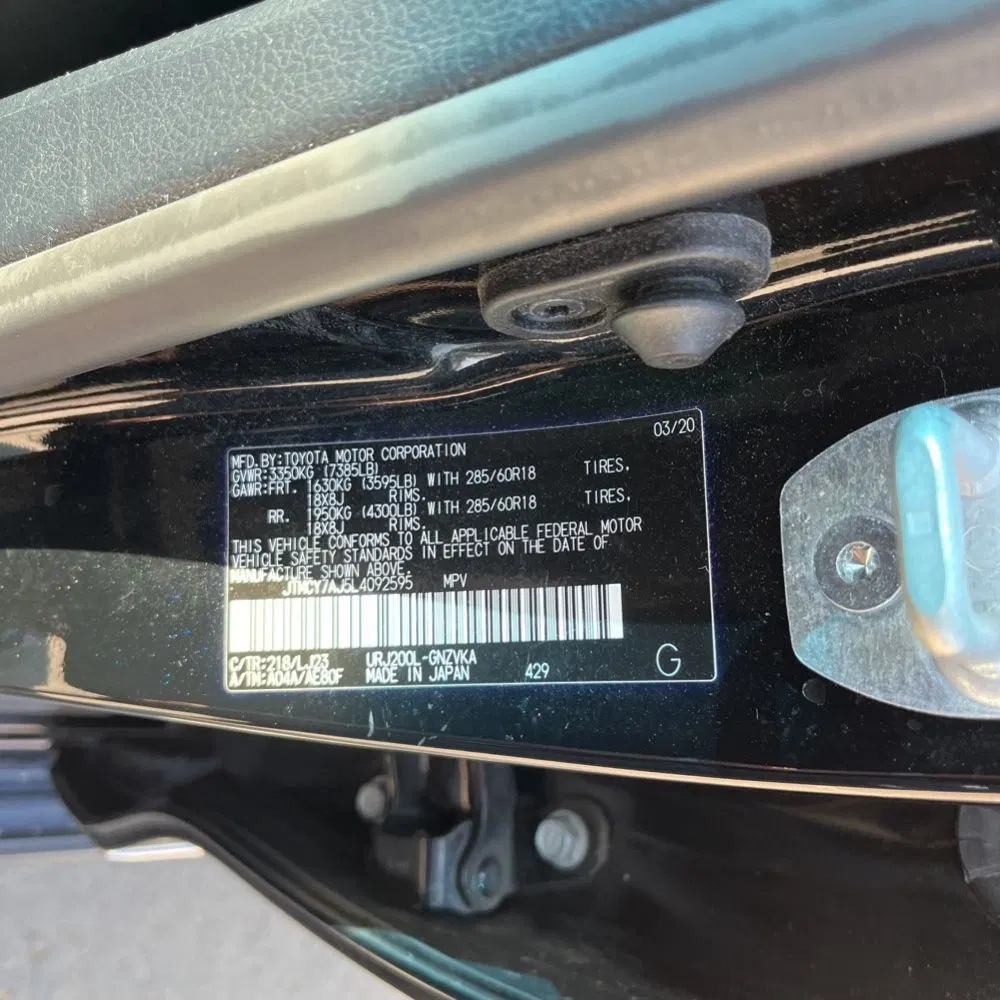 2020 Toyota Land Cruiser Base
