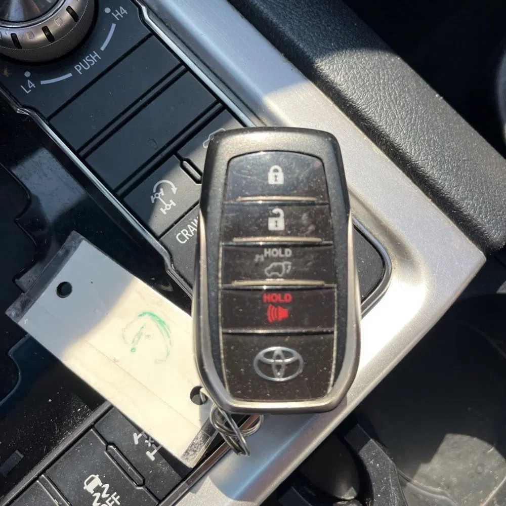 2020 Toyota Land Cruiser Base