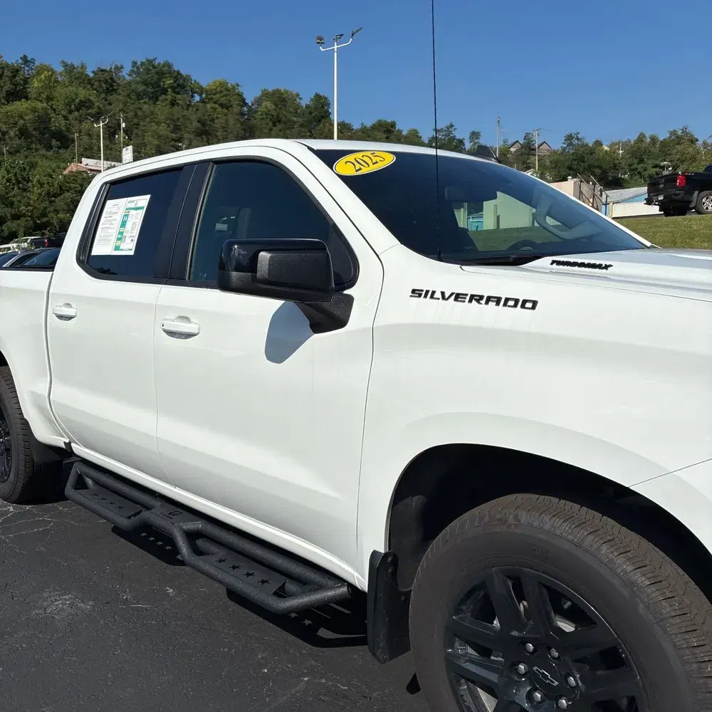 2025 Chevrolet Silverado 1500 RST