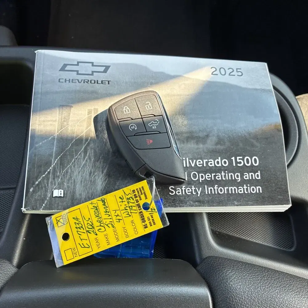 2025 Chevrolet Silverado 1500 RST