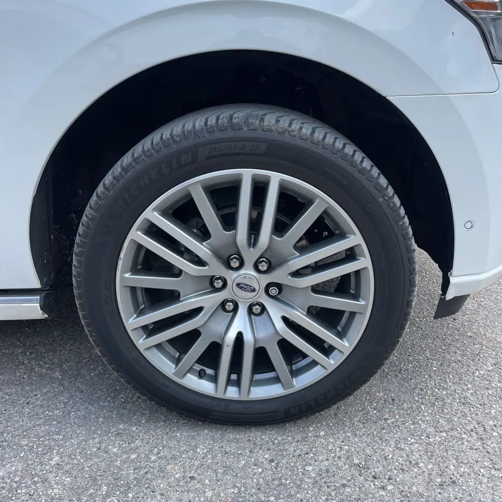 2022 Ford Expedition MAX Platinum