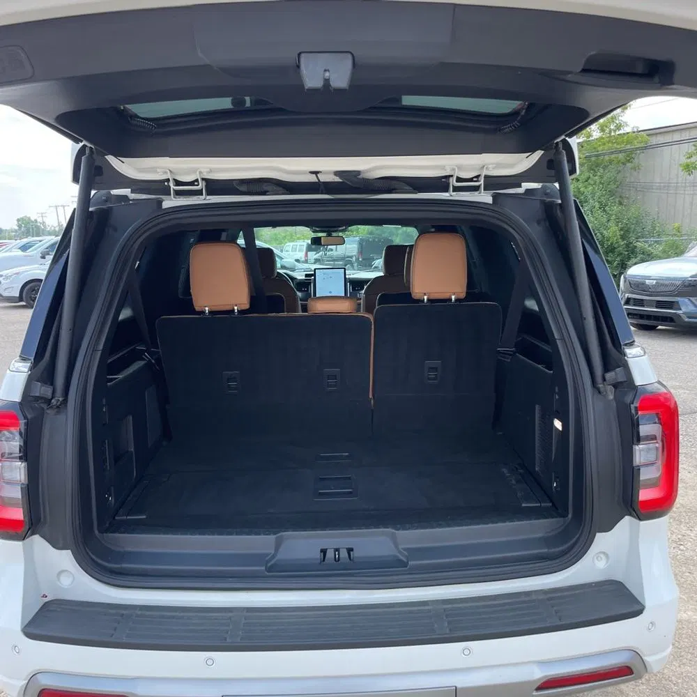 2022 Ford Expedition MAX Platinum