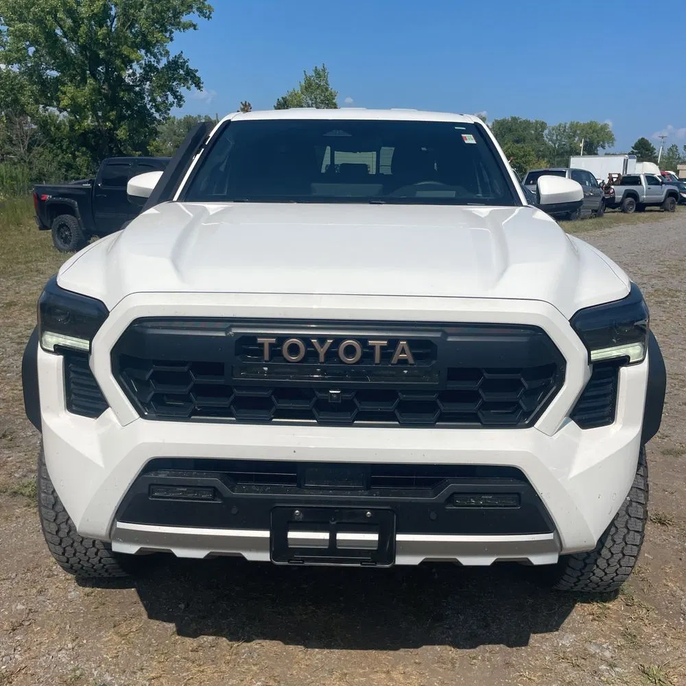 2024 Toyota Tacoma Trailhunter HV
