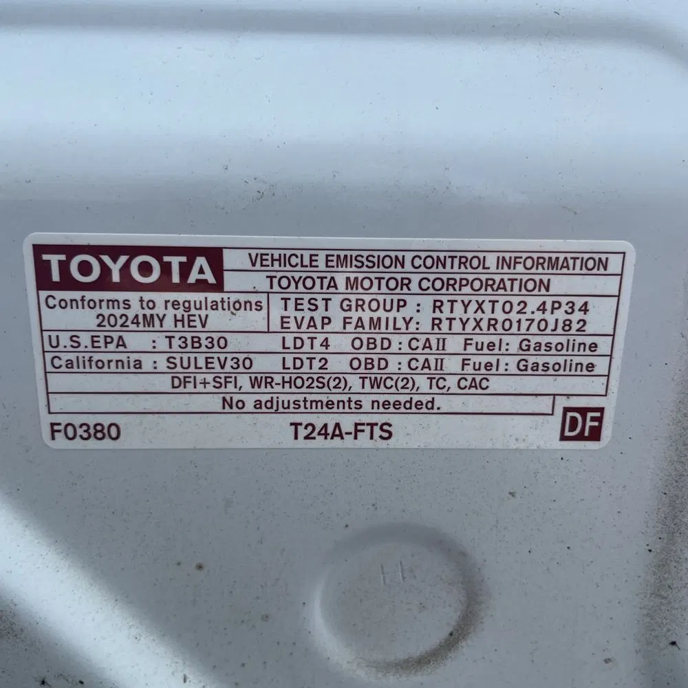 2024 Toyota Tacoma Trailhunter HV