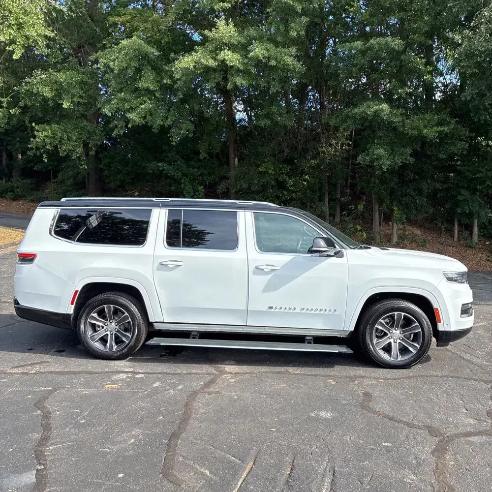 2024 Jeep Grand Wagoneer L Base