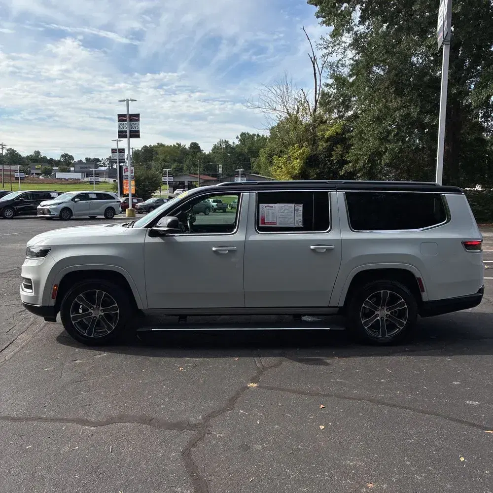 2024 Jeep Grand Wagoneer L Base