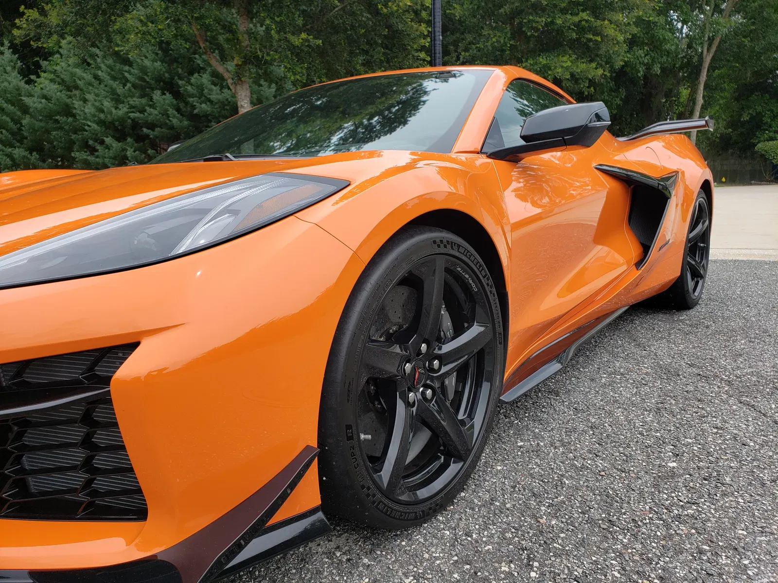 2023 Chevrolet Corvette Z06 Coupe - 670-hp LT6 V8, Z06 Ultimate Performance Package, Amplify Orange Tintcoat
