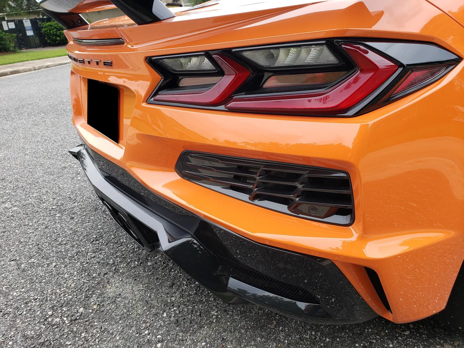 2023 Chevrolet Corvette Z06 Coupe - 670-hp LT6 V8, Z06 Ultimate Performance Package, Amplify Orange Tintcoat