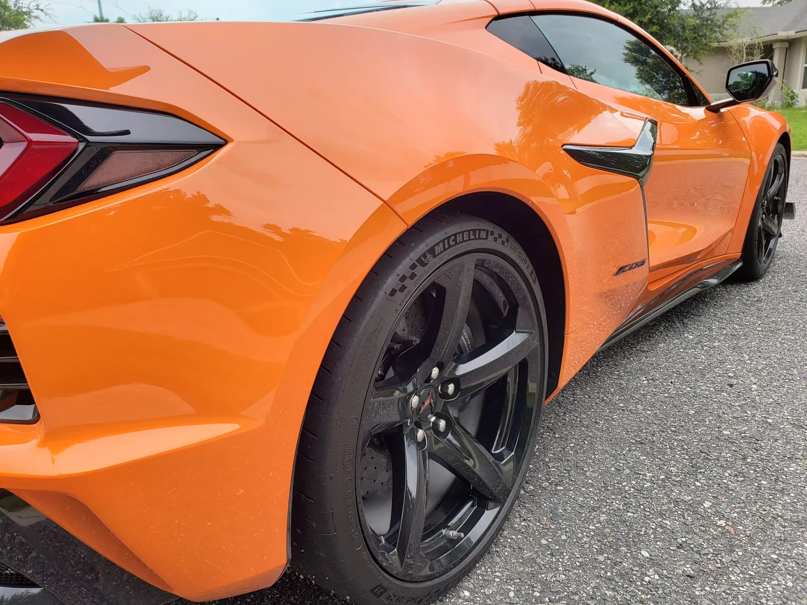 2023 Chevrolet Corvette Z06 Coupe - 670-hp LT6 V8, Z06 Ultimate Performance Package, Amplify Orange Tintcoat