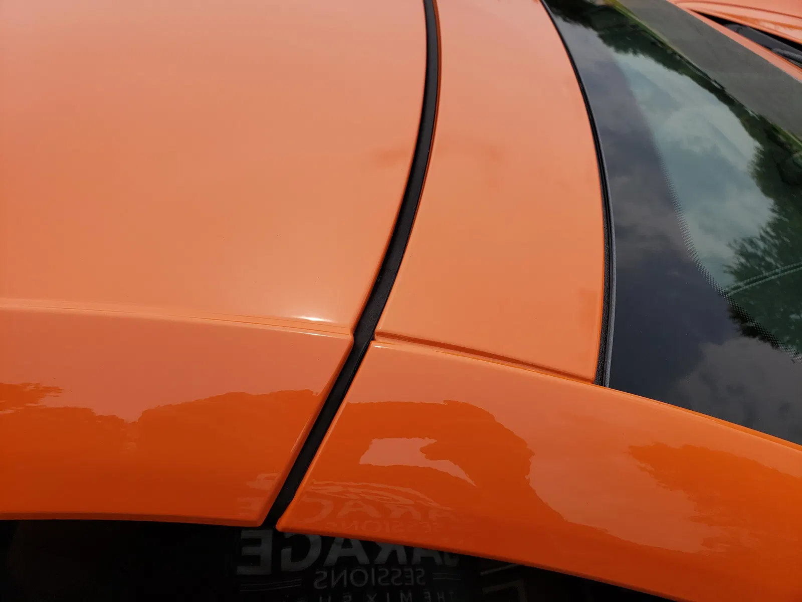2023 Chevrolet Corvette Z06 Coupe - 670-hp LT6 V8, Z06 Ultimate Performance Package, Amplify Orange Tintcoat