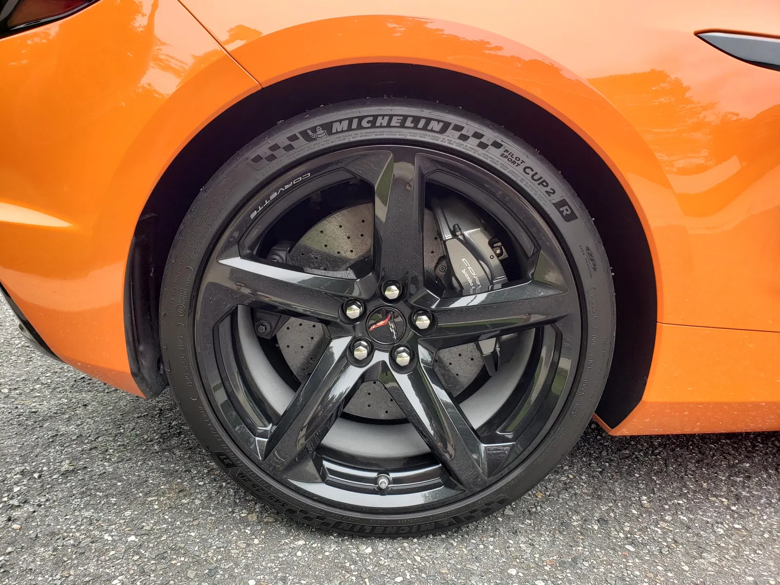 2023 Chevrolet Corvette Z06 Coupe - 670-hp LT6 V8, Z06 Ultimate Performance Package, Amplify Orange Tintcoat