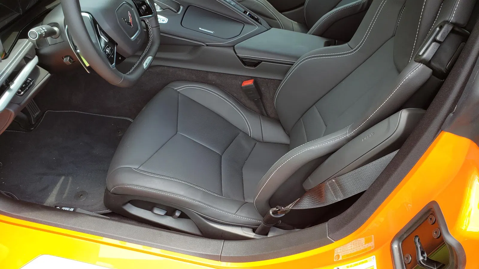 2023 Chevrolet Corvette Z06 Coupe - 670-hp LT6 V8, Z06 Ultimate Performance Package, Amplify Orange Tintcoat