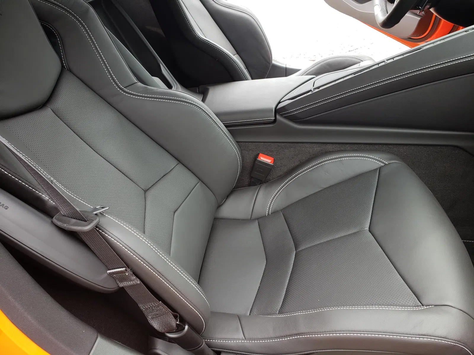 2023 Chevrolet Corvette Z06 Coupe - 670-hp LT6 V8, Z06 Ultimate Performance Package, Amplify Orange Tintcoat