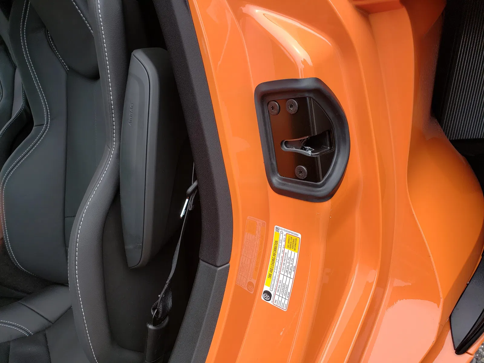 2023 Chevrolet Corvette Z06 Coupe - 670-hp LT6 V8, Z06 Ultimate Performance Package, Amplify Orange Tintcoat