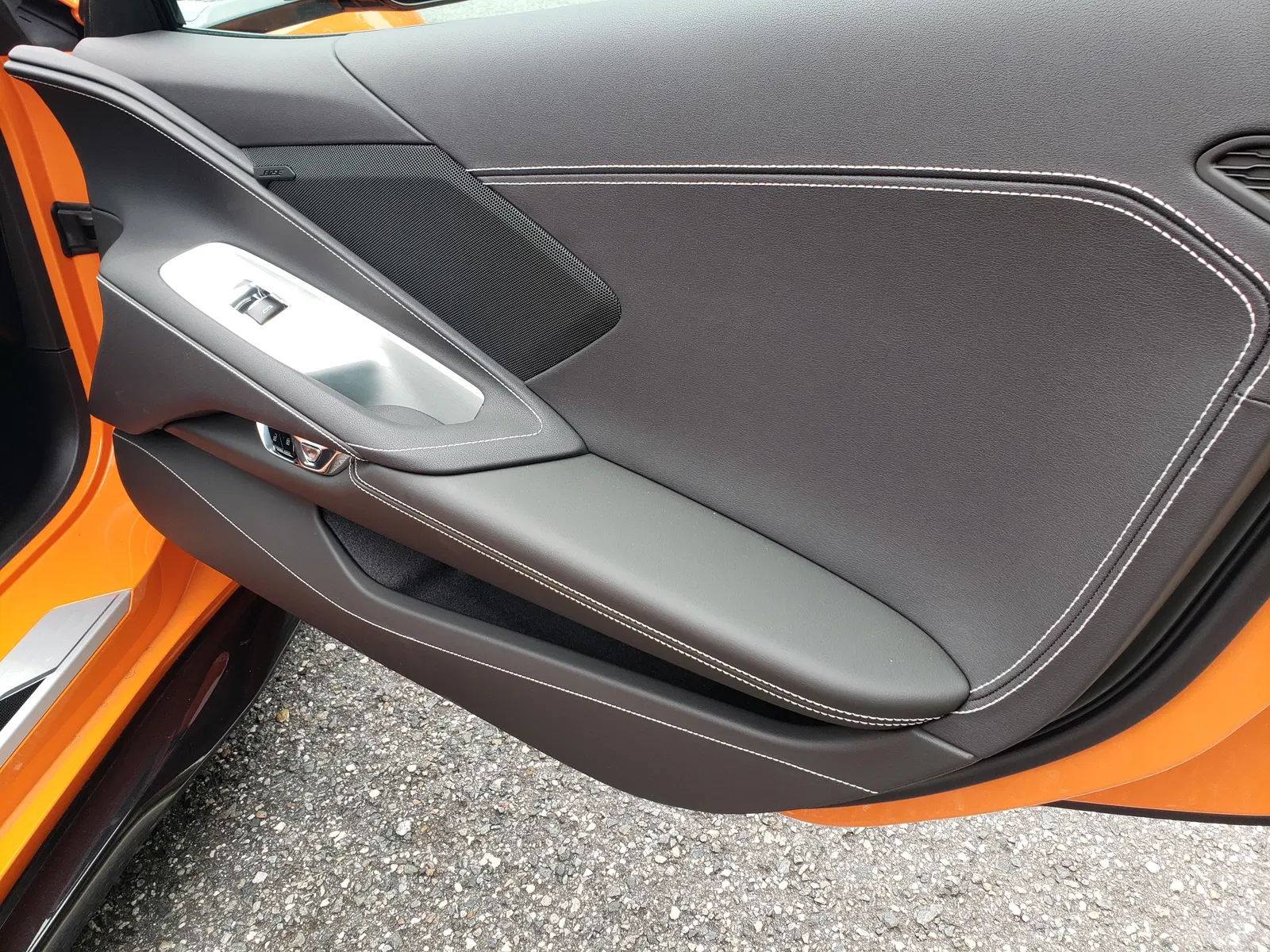 2023 Chevrolet Corvette Z06 Coupe - 670-hp LT6 V8, Z06 Ultimate Performance Package, Amplify Orange Tintcoat