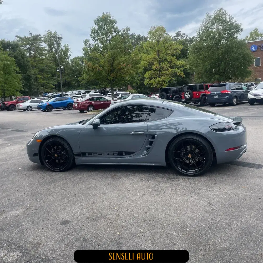 2024 Porsche 718 Cayman Base