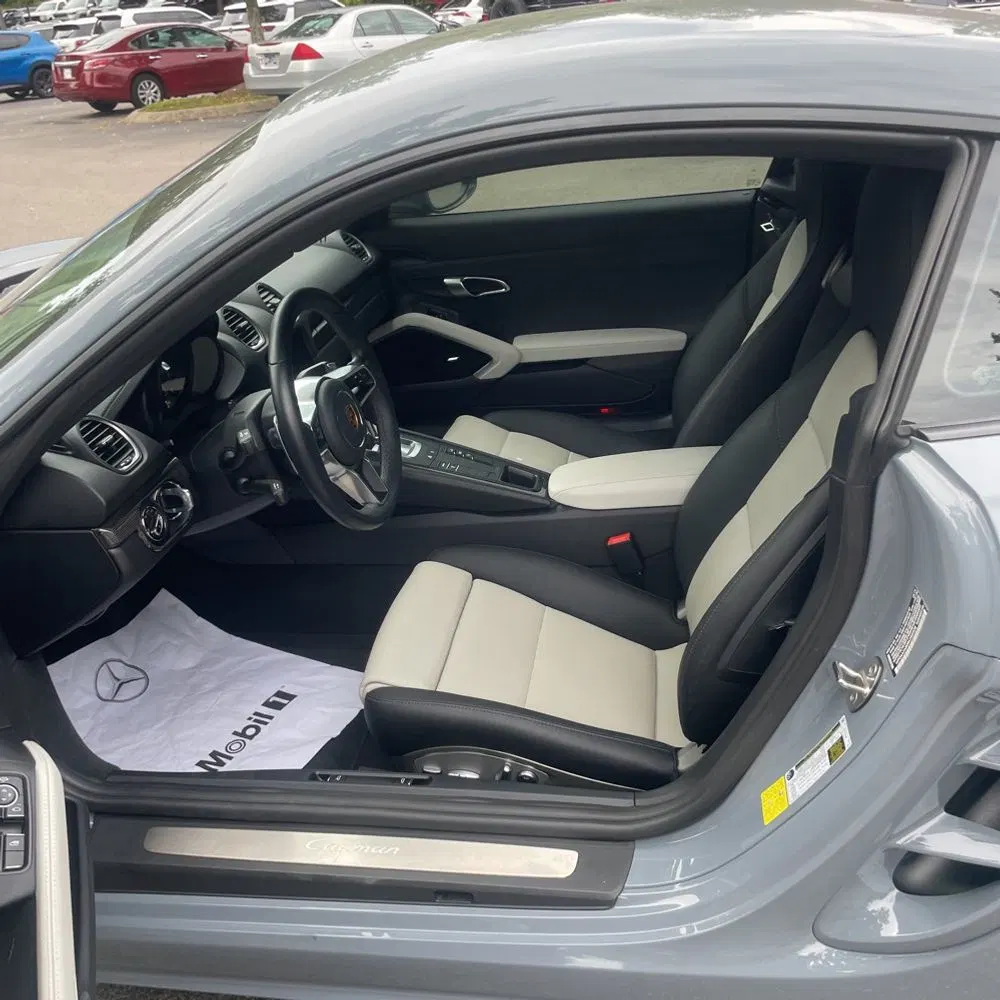 2024 Porsche 718 Cayman Base