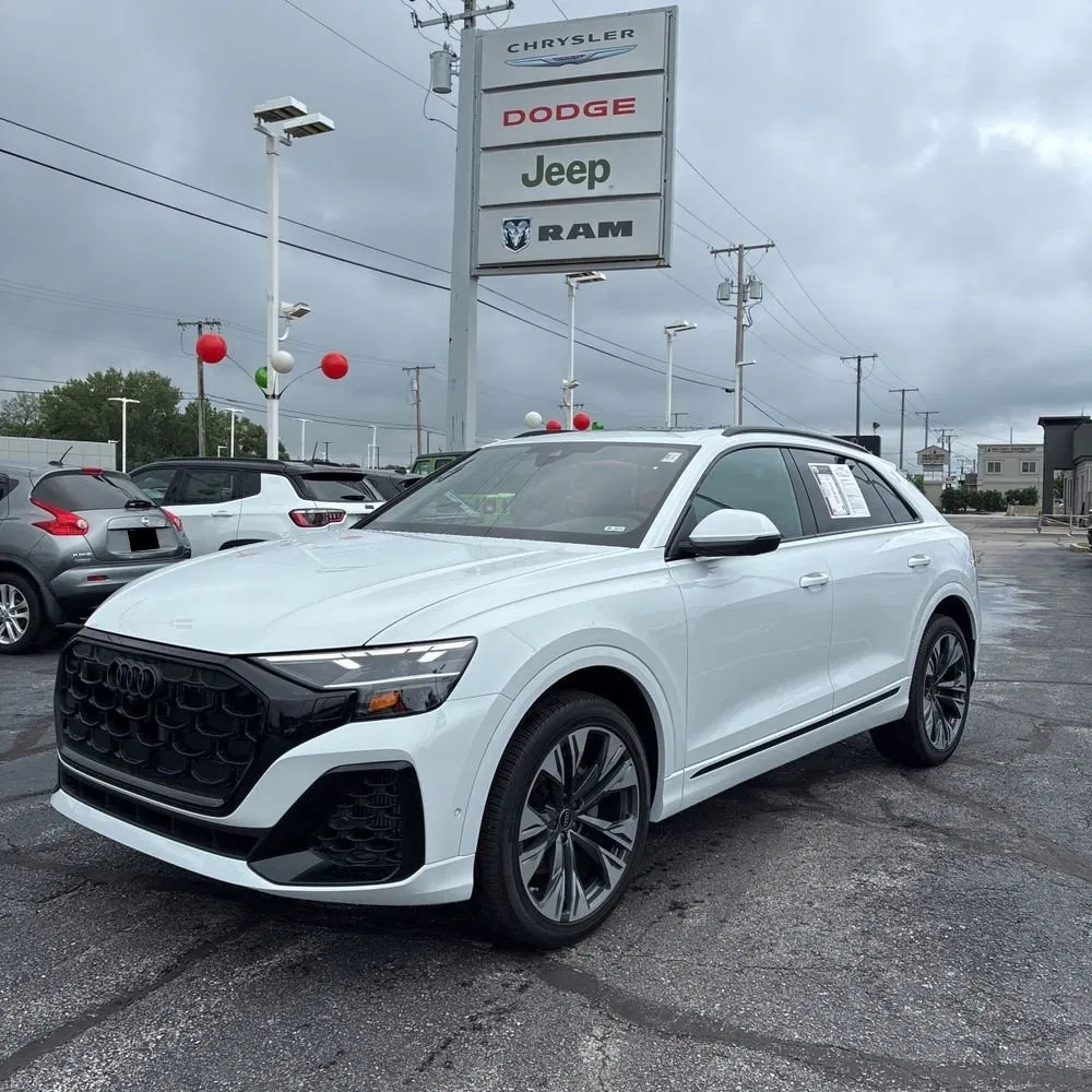 2025 Audi Q8 Premium Plus 55
