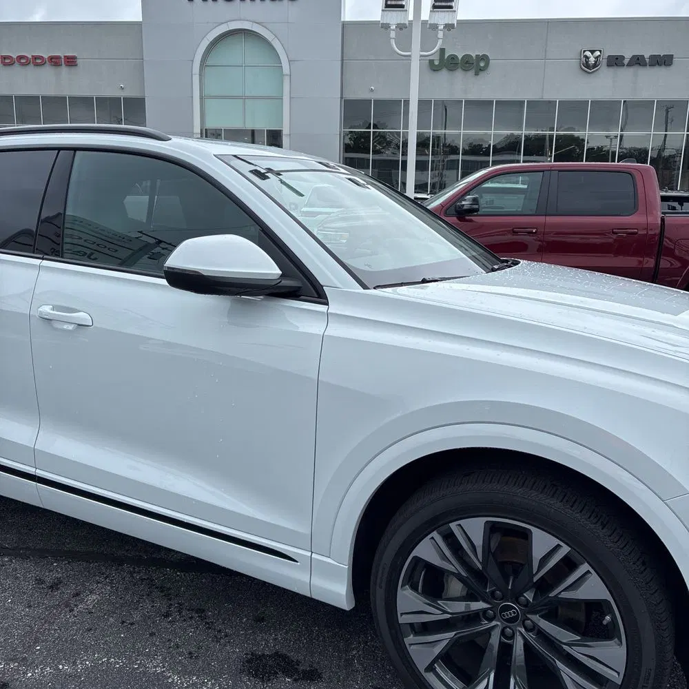 2025 Audi Q8 Premium Plus 55
