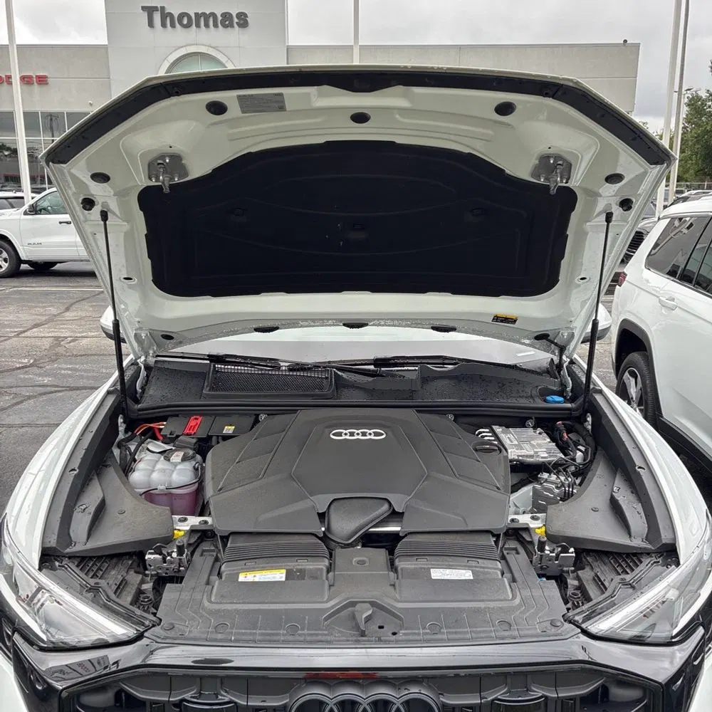 2025 Audi Q8 Premium Plus 55