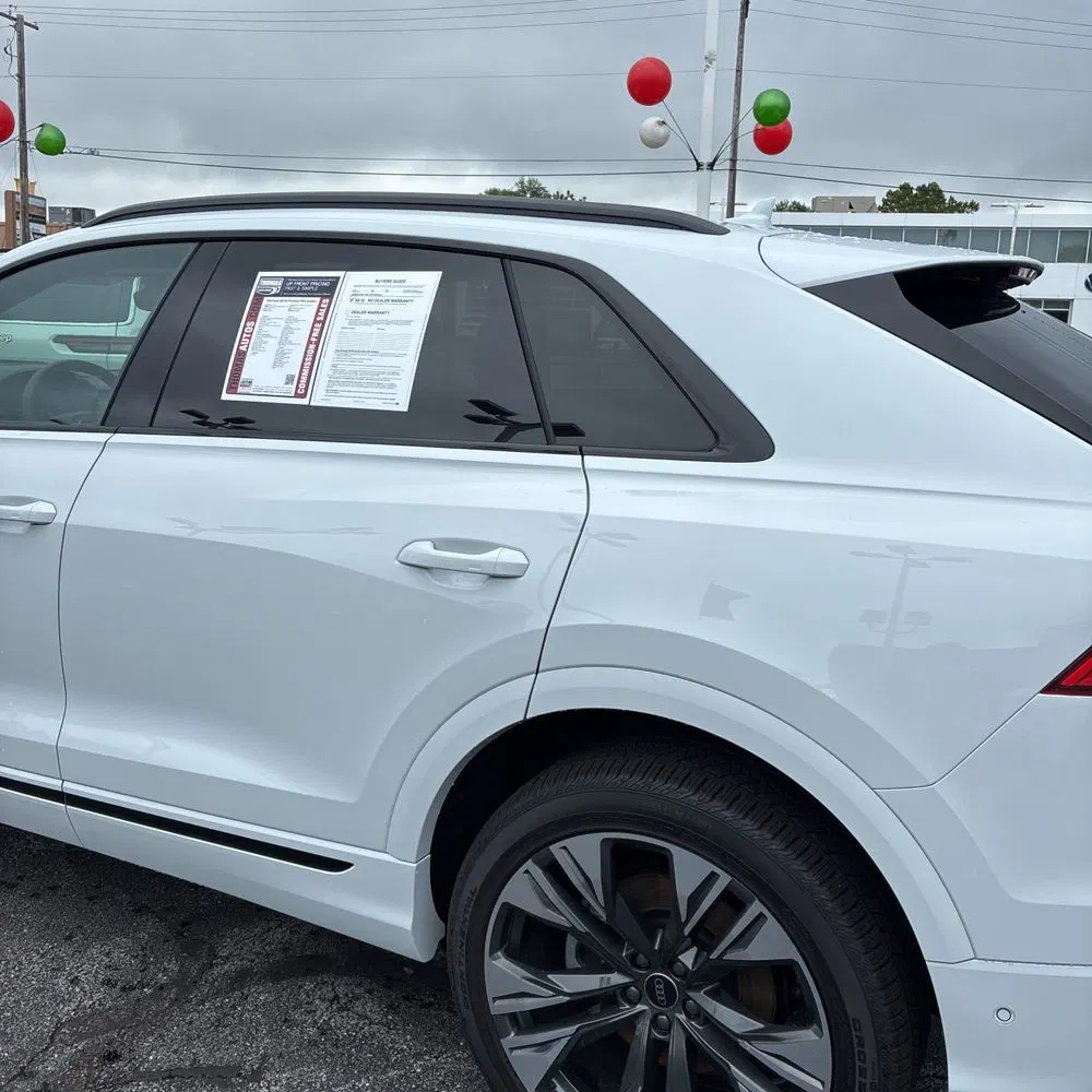 2025 Audi Q8 Premium Plus 55