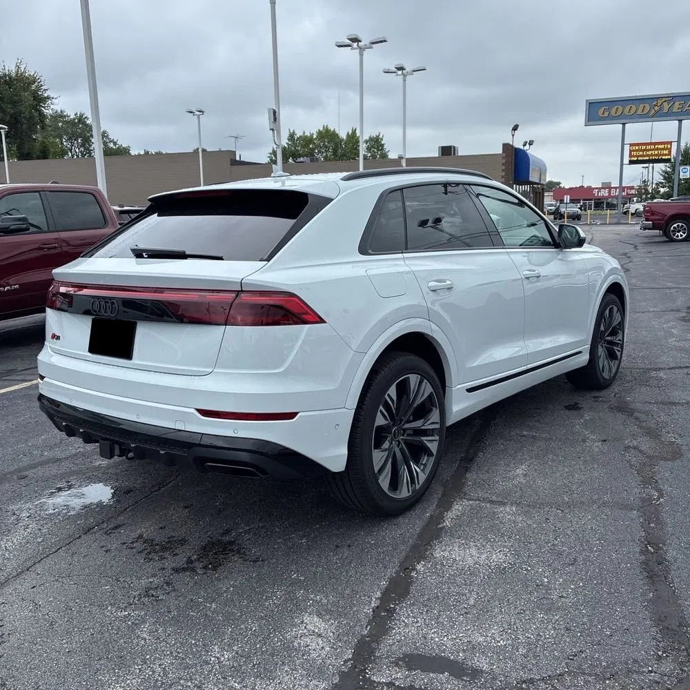 2025 Audi Q8 Premium Plus 55