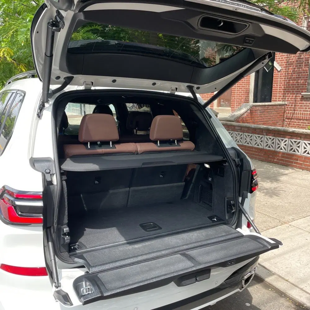 2025 BMW X7 M60i