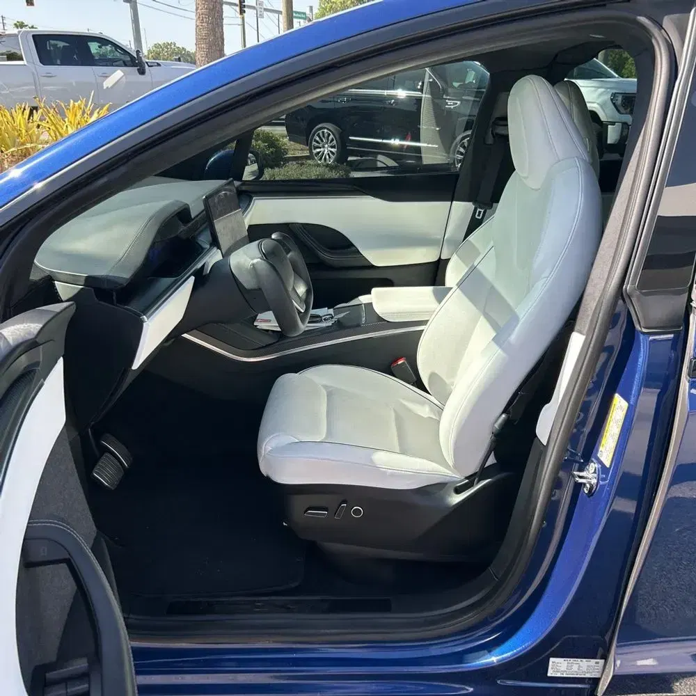 2022 Tesla Model X Plaid