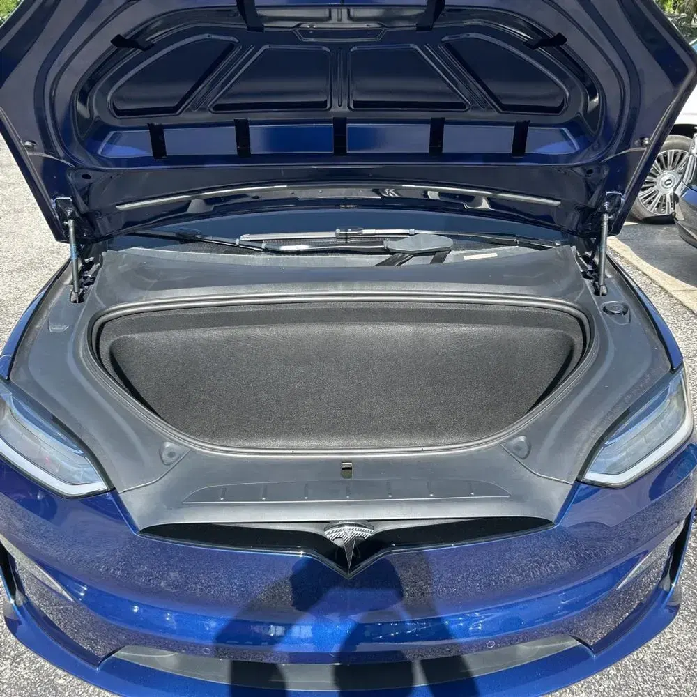 2022 Tesla Model X Plaid