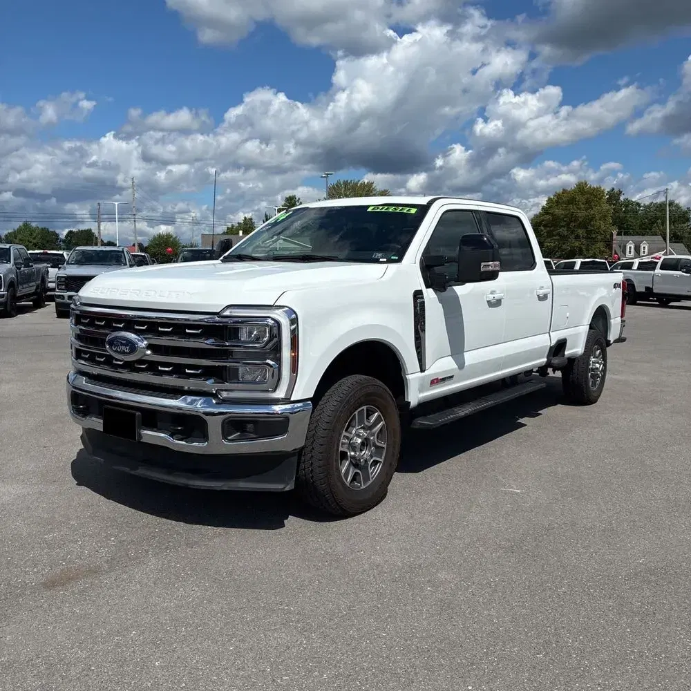 2024 Ford F350 S/D Lariat