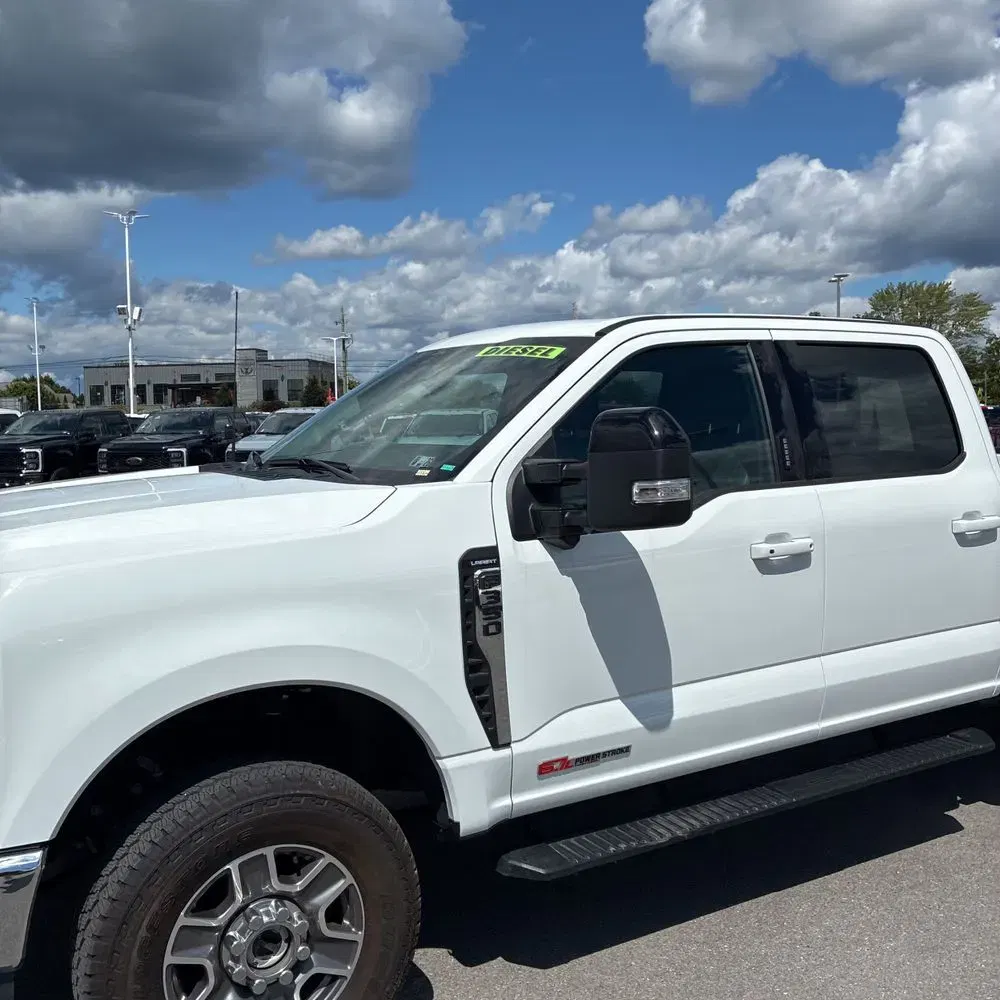 2024 Ford F350 S/D Lariat
